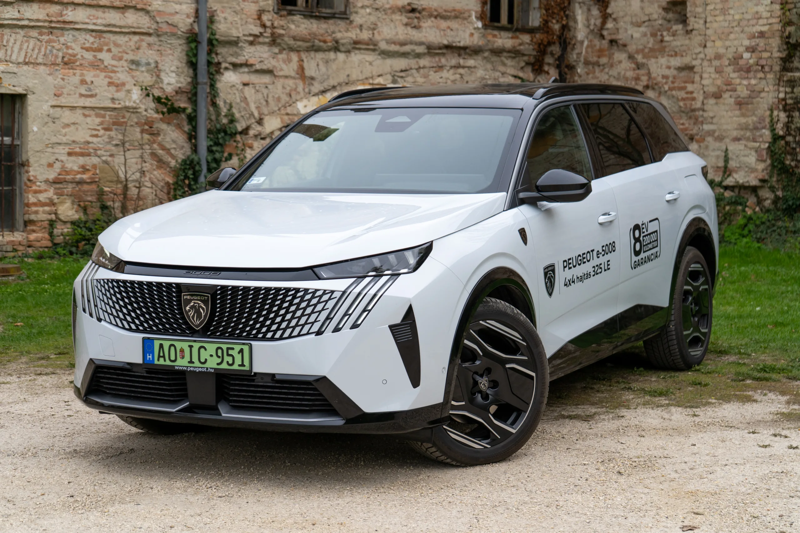 Védett: Peugeot E-5008 4×4 teszt – nagyobb és erősebb